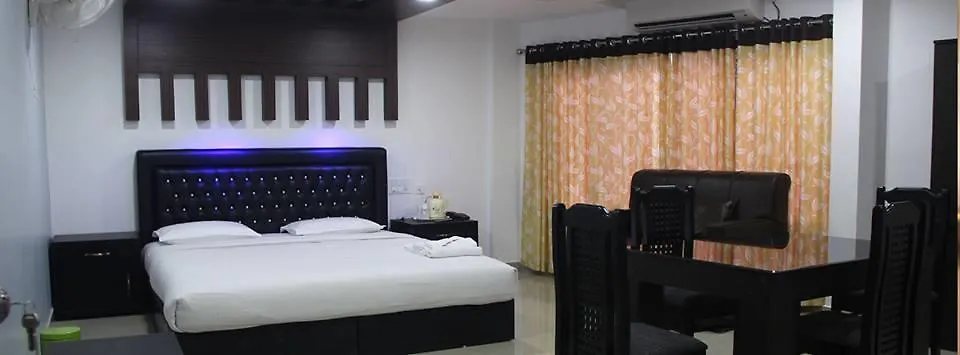 Hill View Tower Hotel Mannarakkat