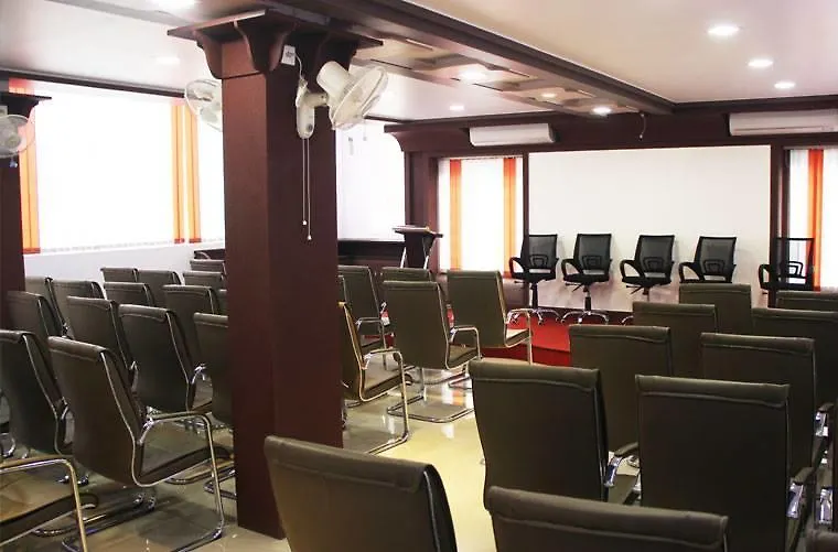 Hill View Tower Hotel Mannarakkat India
