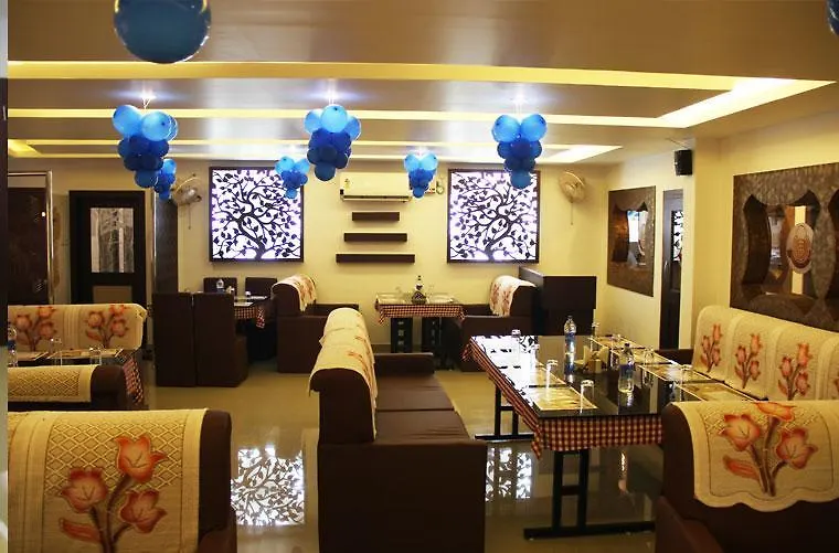 Hill View Tower Hotel Mannarakkat