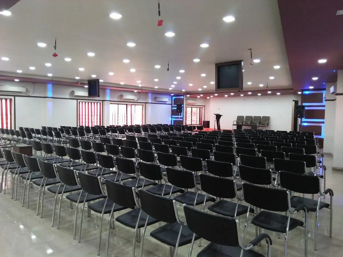 Hill View Tower Hotel Mannarakkat