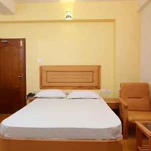 2* Hotel Rajavalsam